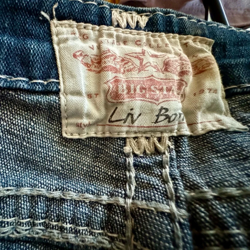Big Star 25XL “Liv Boot” cut dark wash distressed jeans - Picture 4 of 6
